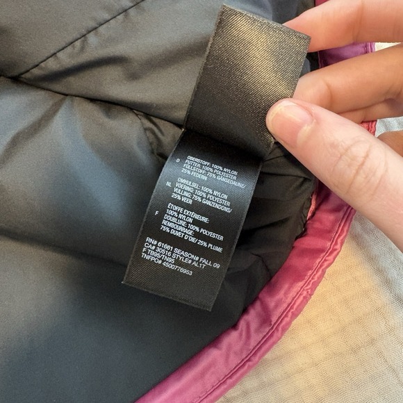 The North Face 550 Puffer Vest Goose Down Women's Sz Large Pink Full Zip - Picture 10 of 16